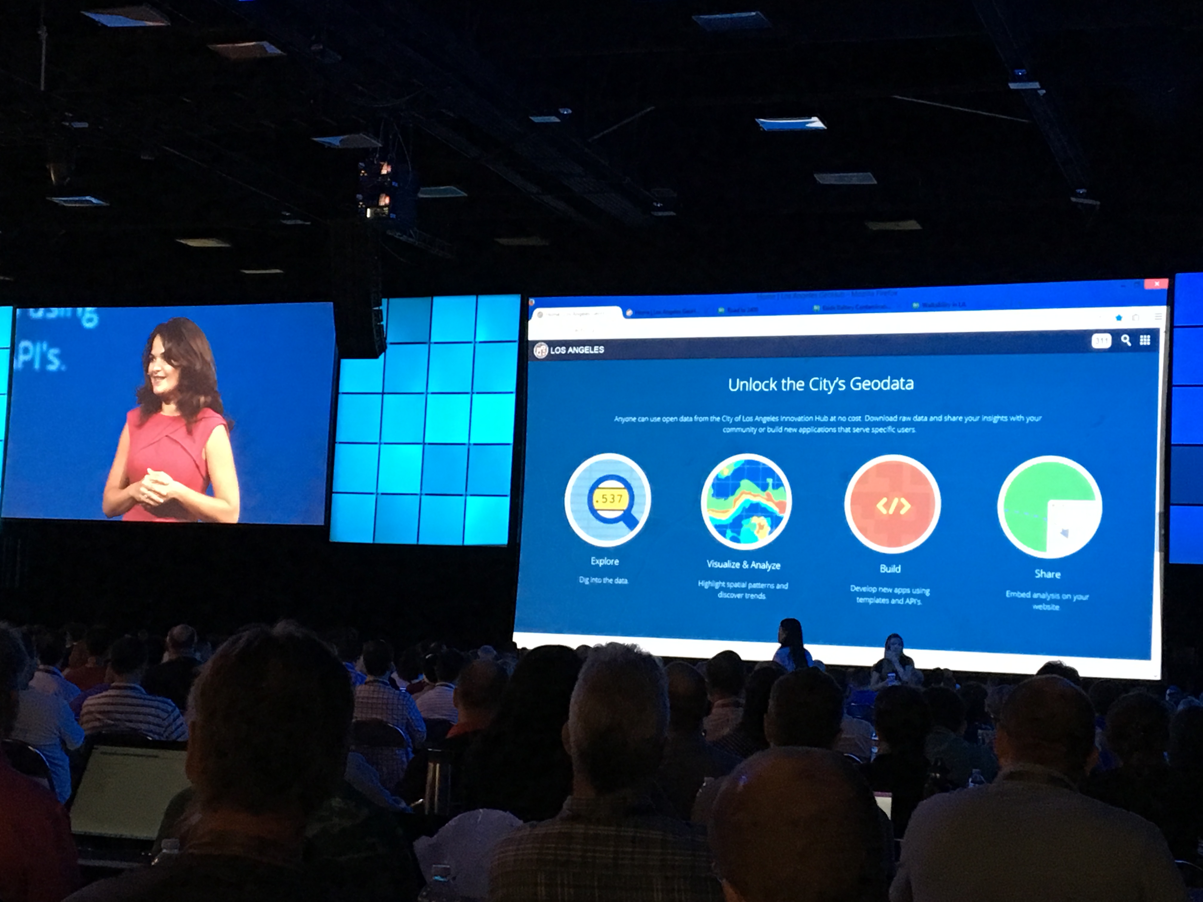 Live Blog: 2016 Esri UC Plenary (Morning Session) - Esri Community