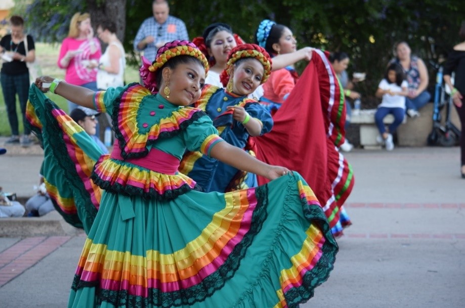 Mexican Folk Dancers
