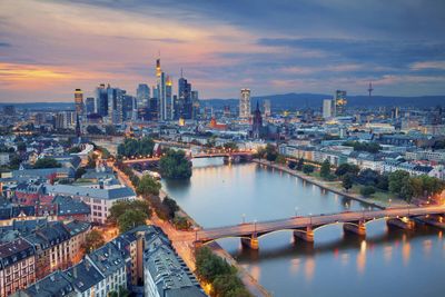 frankfurt-skyline.jpg