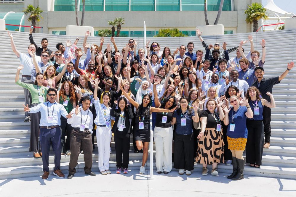 Student Assistants at Esri UC 2025, San Diego Convention Center.