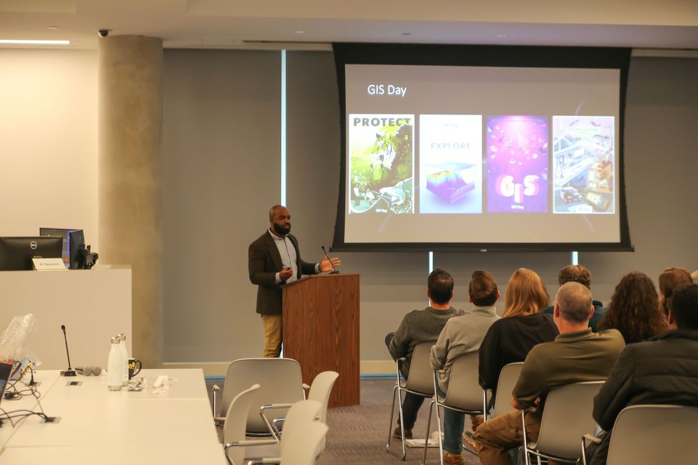 1763759453533.jpg 1763759453533.jpg