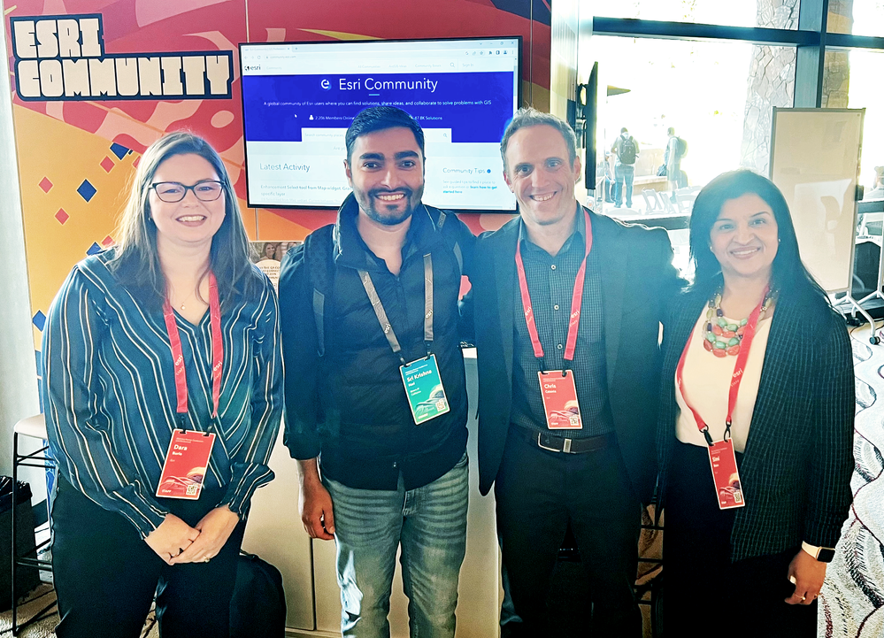 Krishna Murthy and EC Team_DevSummit.png