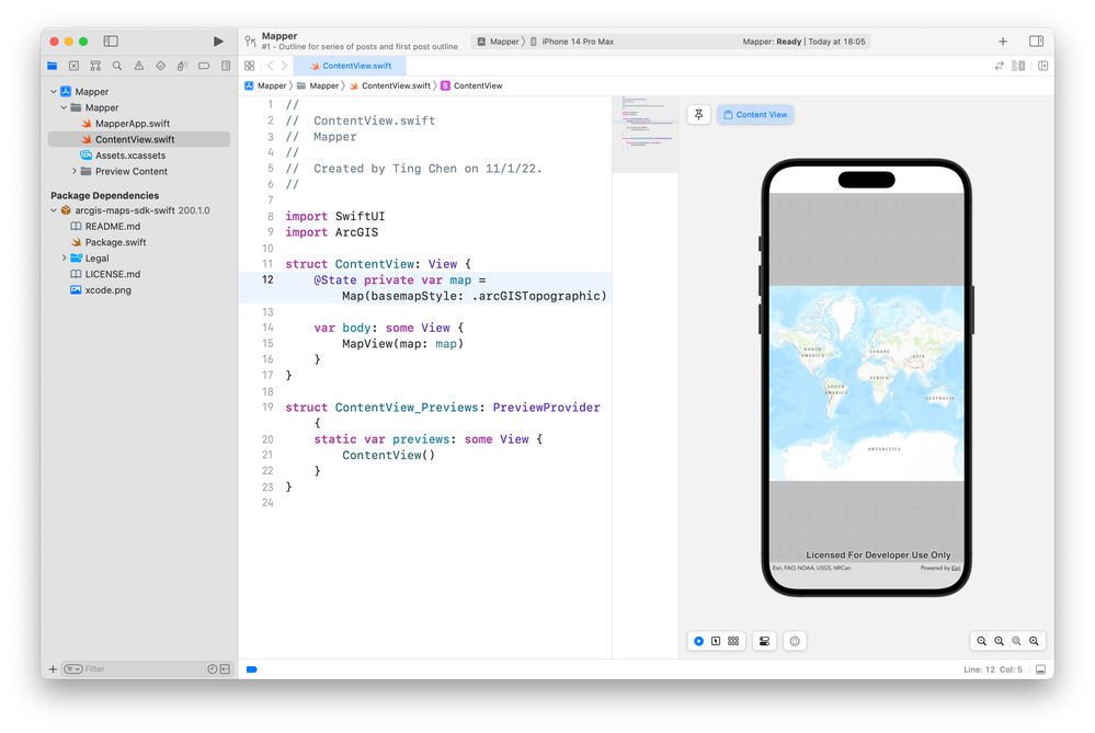 Xcode interface with SwiftUI live preview